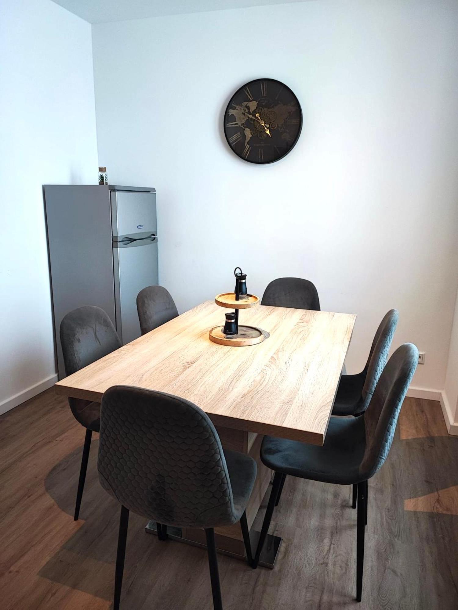 Апартаменти Rtr Essen - Fuer Bis Zu 8 Personen - Voll Ausgestattet - Zentral Limbecker Platz - Messe - Uniklinikum - Smart Tv - Modern Екстер'єр фото
