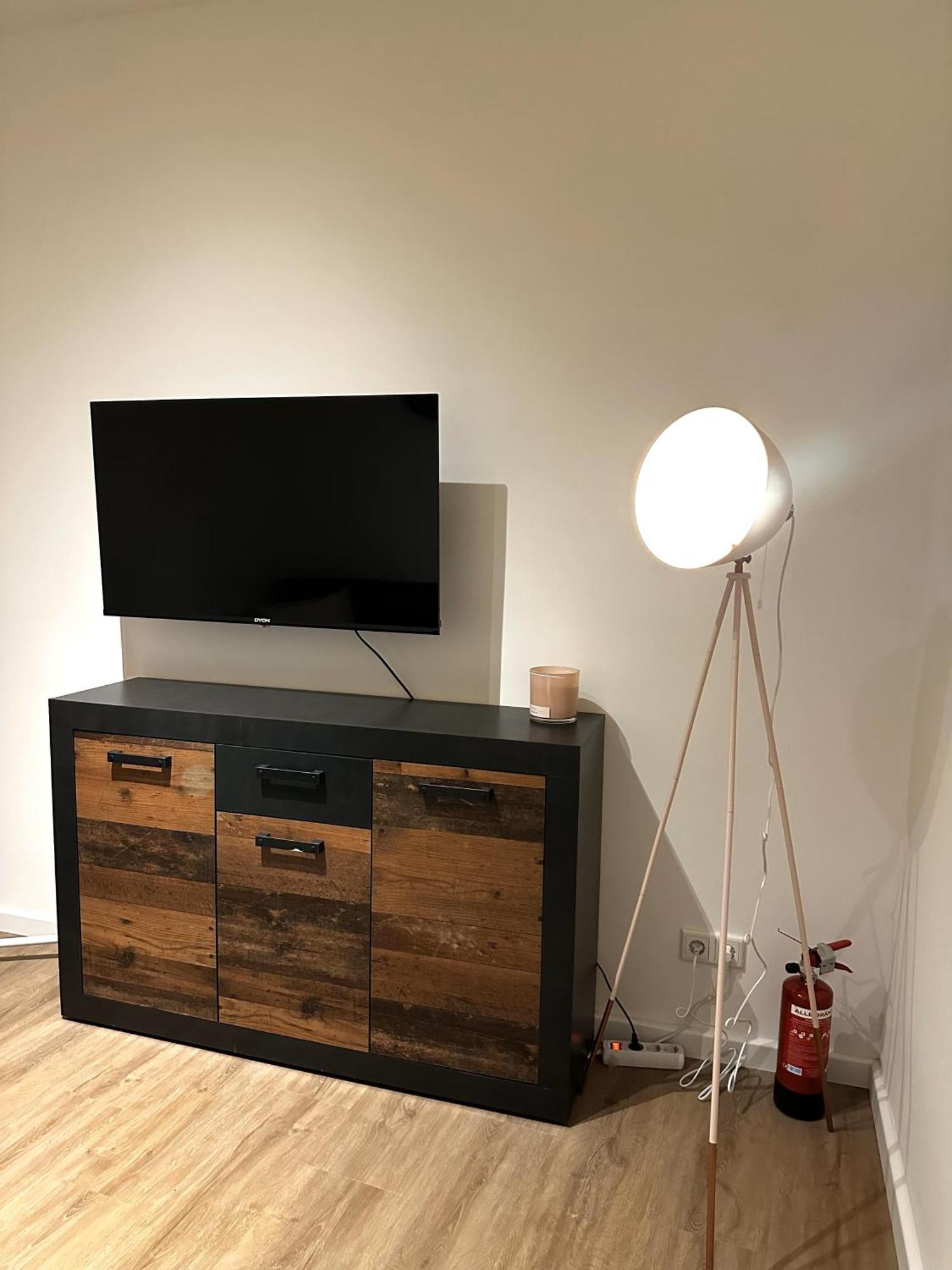 Апартаменти Rtr Essen - Fuer Bis Zu 8 Personen - Voll Ausgestattet - Zentral Limbecker Platz - Messe - Uniklinikum - Smart Tv - Modern Екстер'єр фото